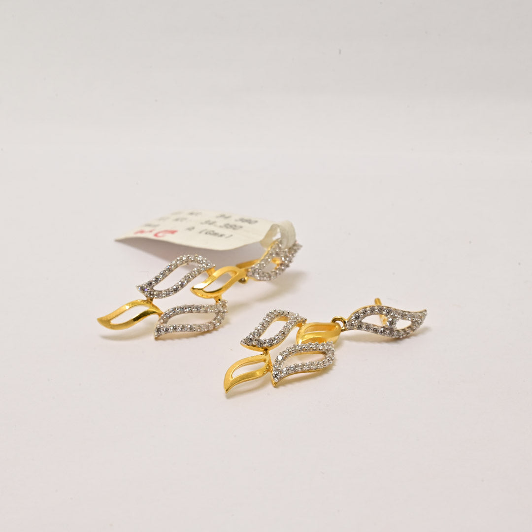 Leafy Designed Gold Necklace Set
